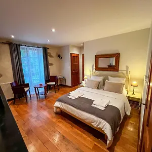  Bed & Breakfast Sci Les Remparts De Mirepoix